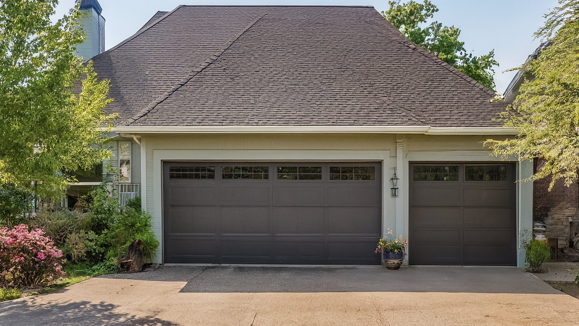 how to balance garage doors near you