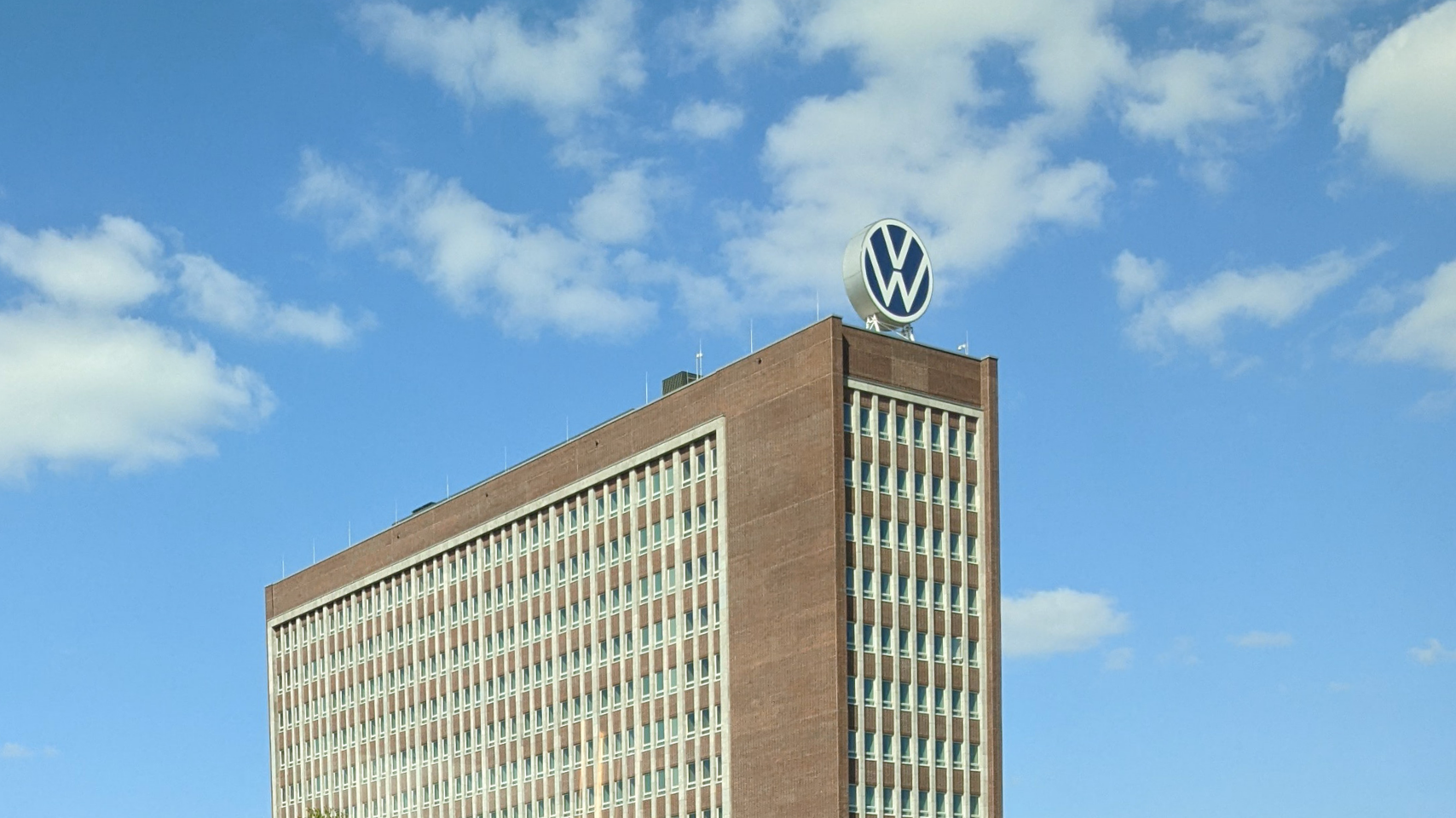 Volkswagen factory in Wolfsburg, Lower Saxony, Germany.
Gerd Eichmann via Wikimedia Commons (CC BY 4.0), cropped and edited.