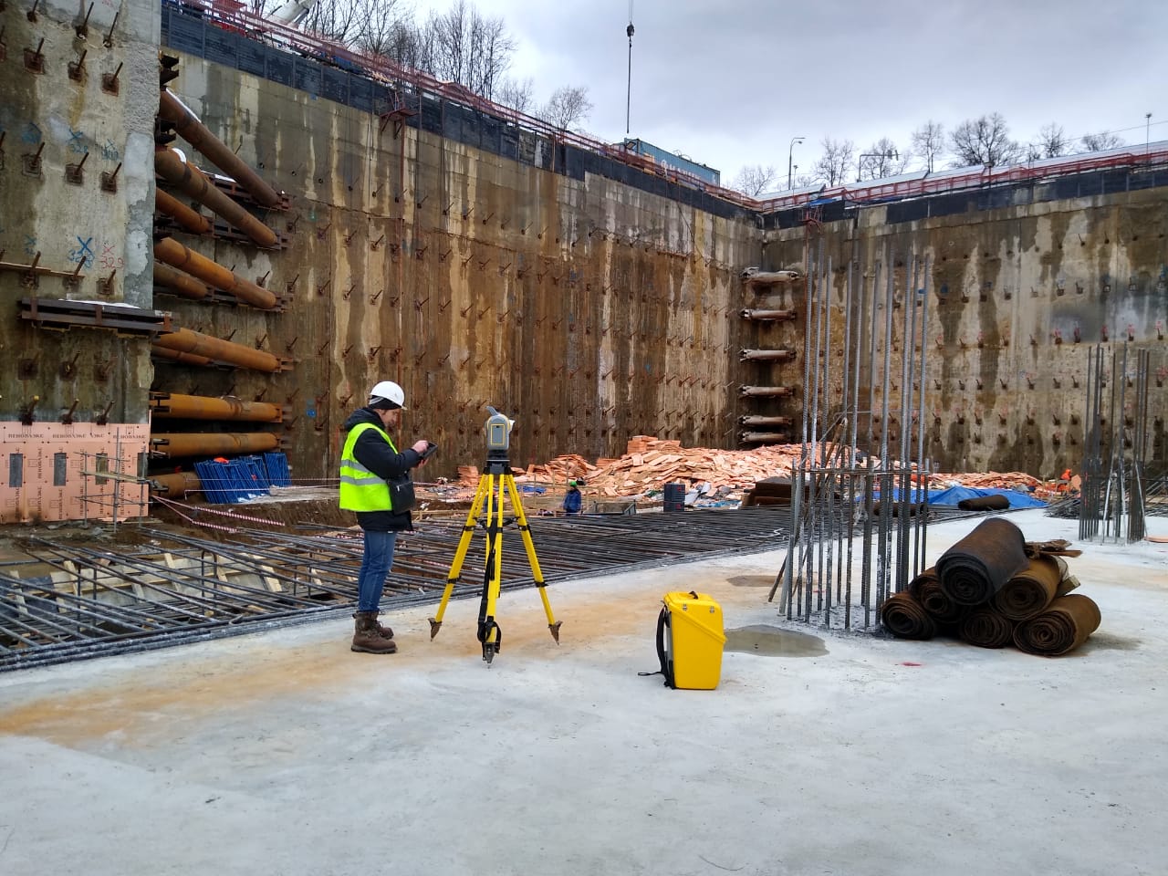 Процесс работы, подземное сооружение