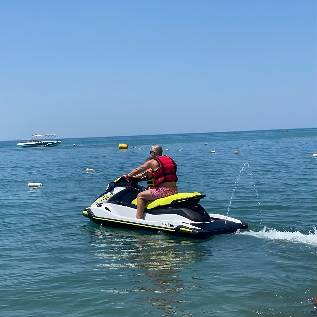 testimonial-avatar-leonid