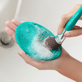 brush-hero-brush-cleansing-pad tips
