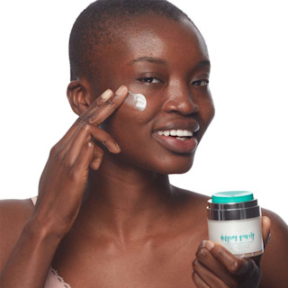 defying-gravity-transforming-moisturizer tips