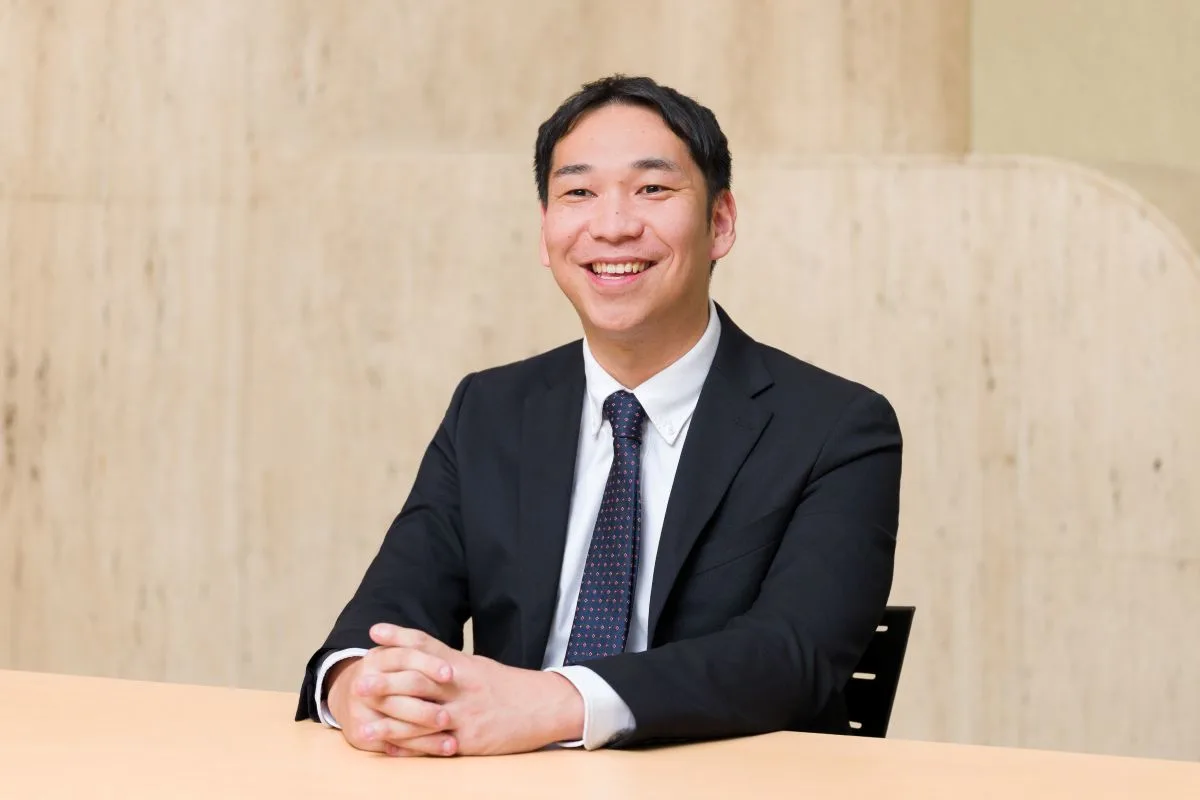 学園本部事務局　人事部　主任　佐嶋良太さん