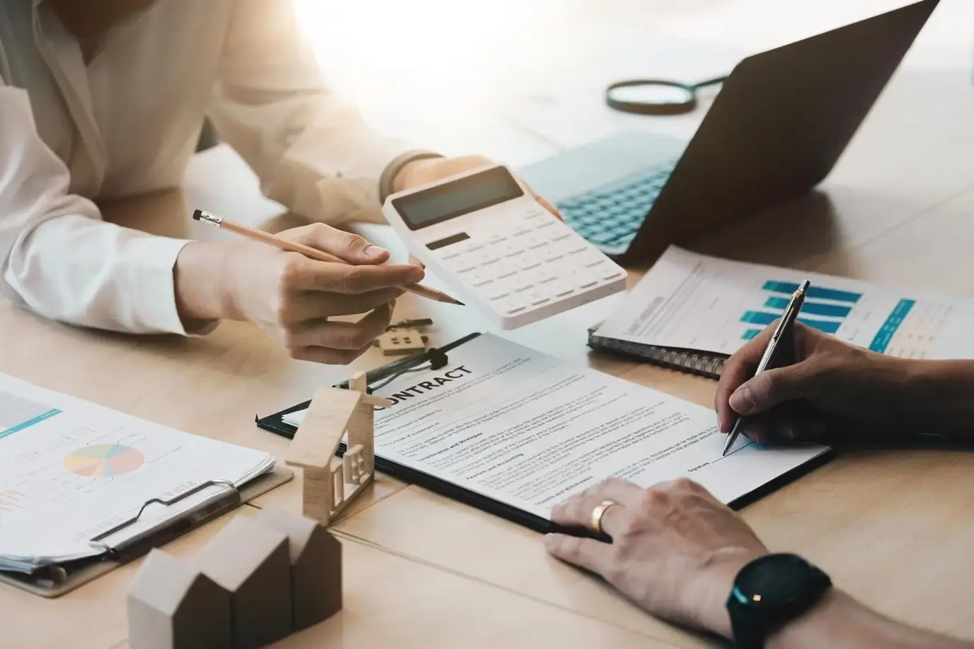Why Law Firms Can't Afford to Delay: The Urgency of Digital Transformation by 2025
