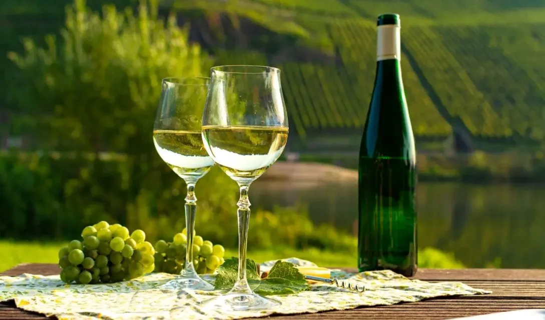  "Must-Try" Sweet white wines
