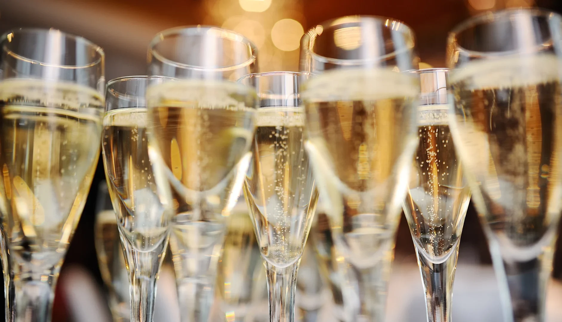 What is sparkling wine image