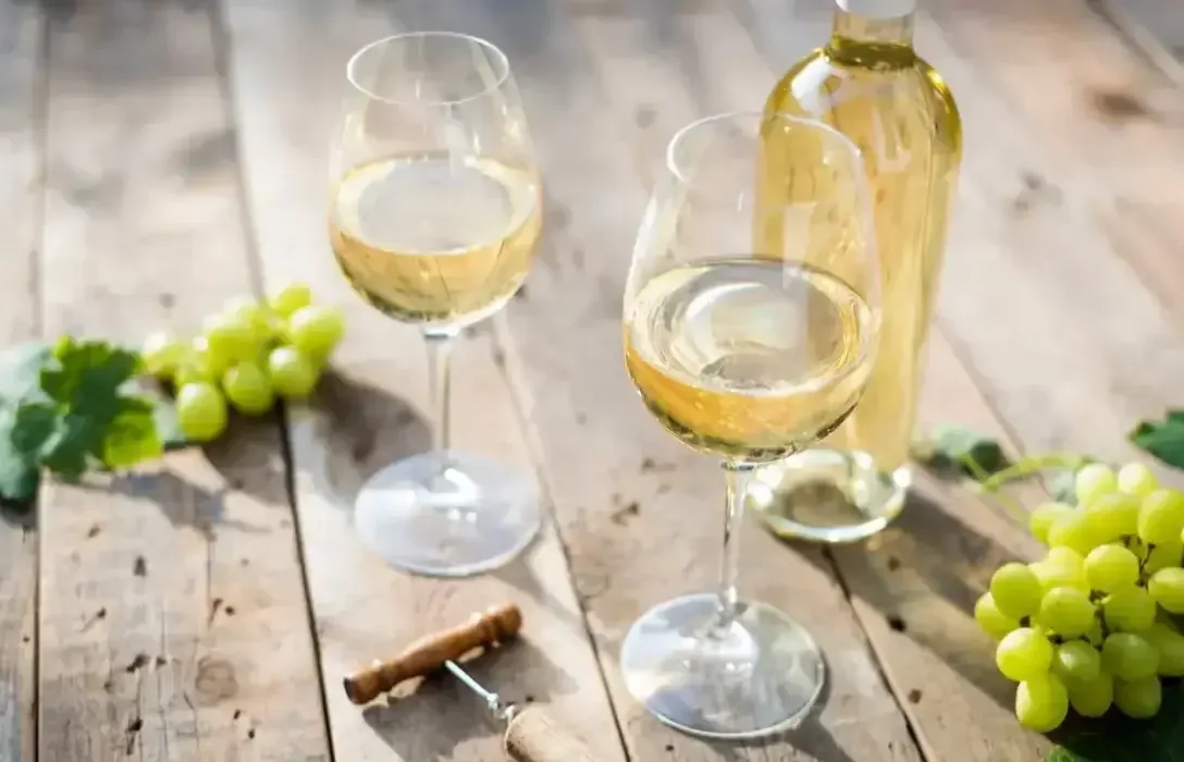 Types of white wine