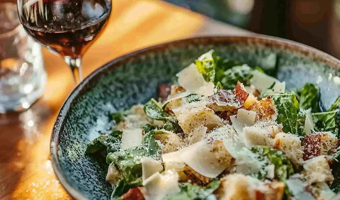 Blog promo - Best chilled red wines - Image