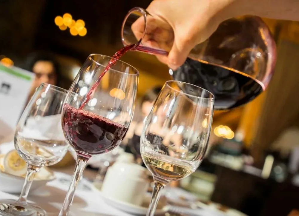 BLOG REBUILD - Wine aeration - Section 1 - Image