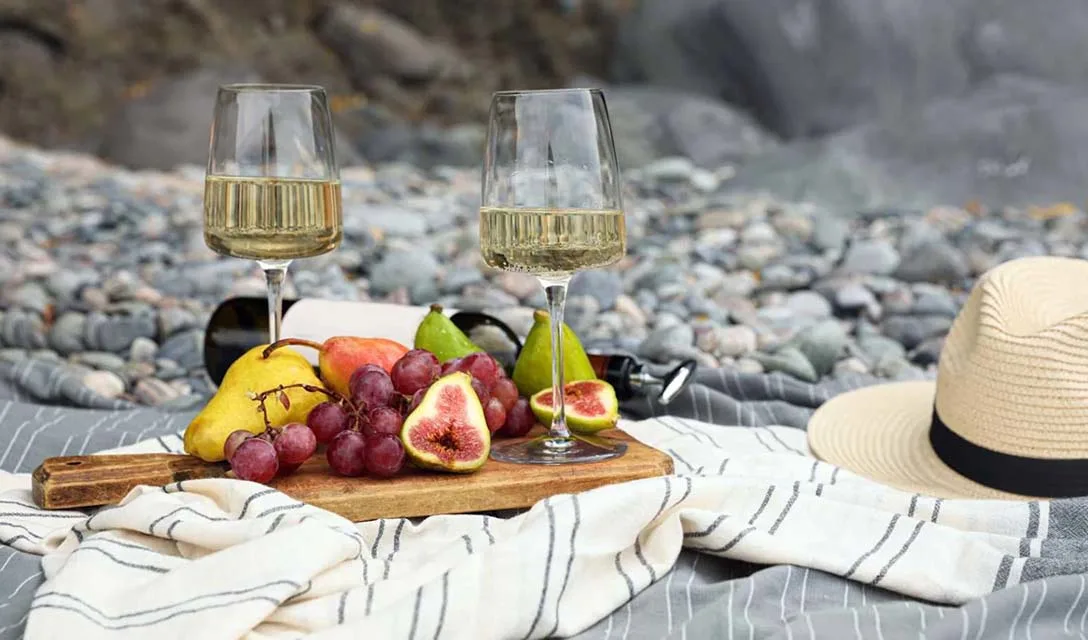 Discover 8 popular types of white wine