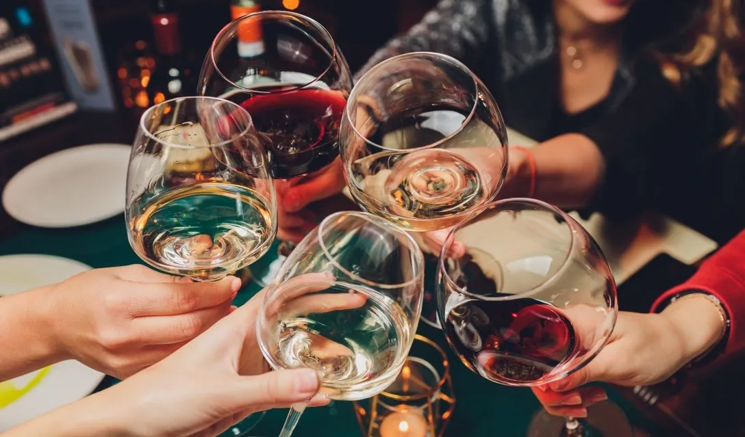 Why Wine Makes the Perfect Corporate Gift -Promo