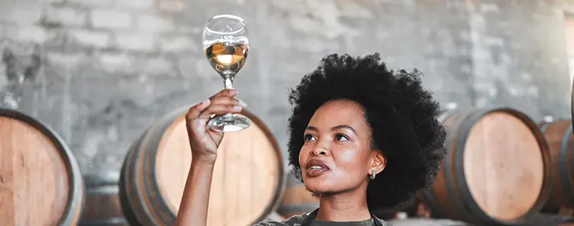 How to check the colour of wine