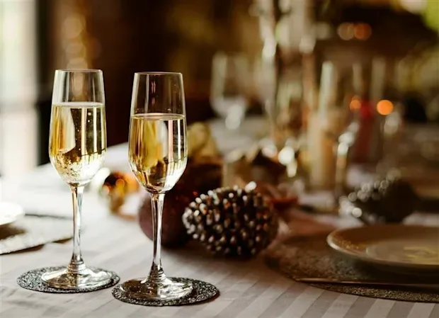Best Sparkling Wines For Christmas - English Sparkling - Image