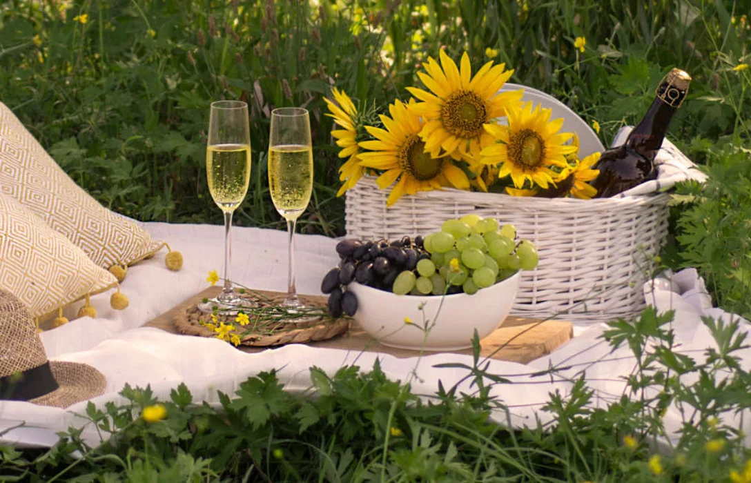 Difference between Prosecco and Champagne