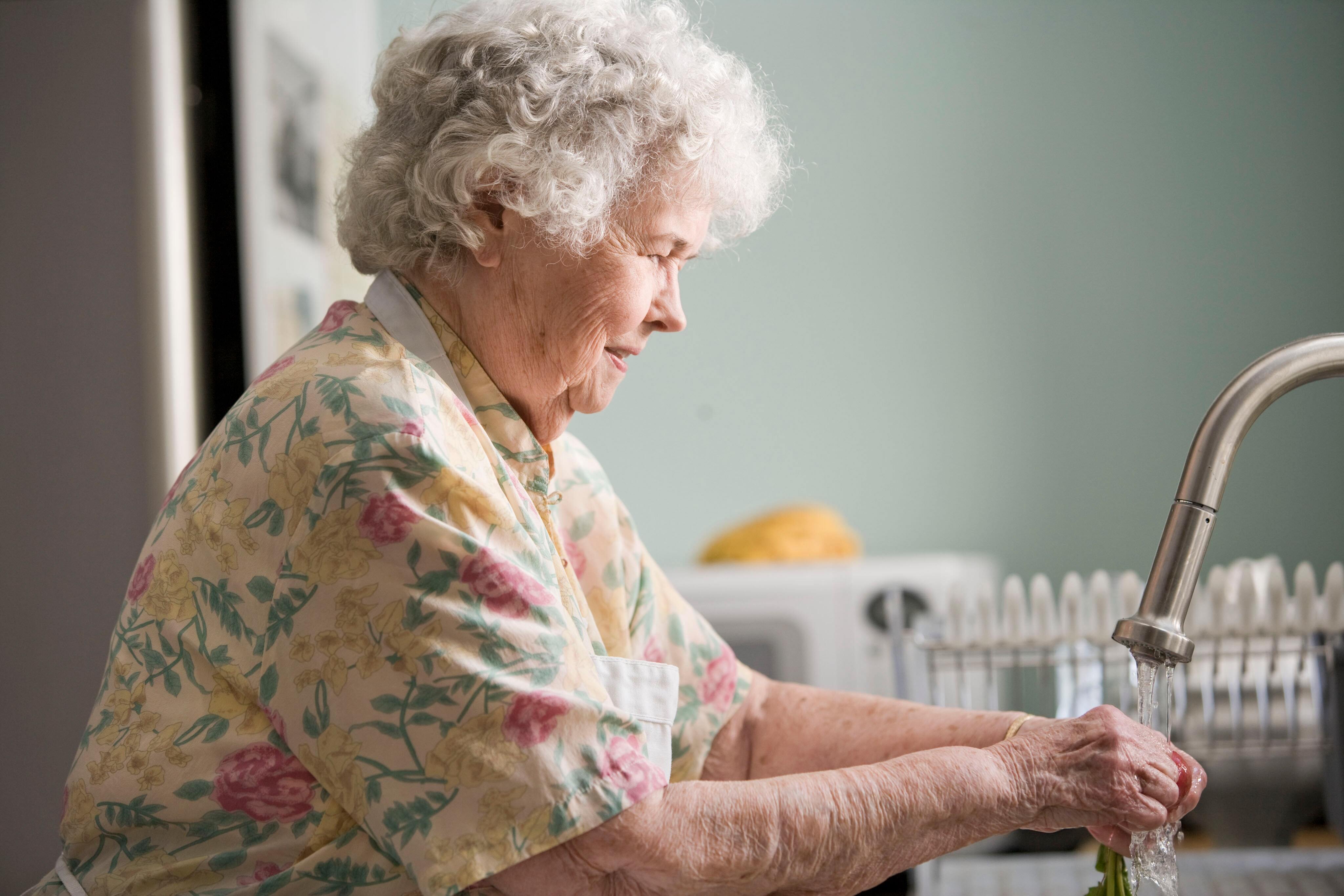A complete guide to home security for the elderly