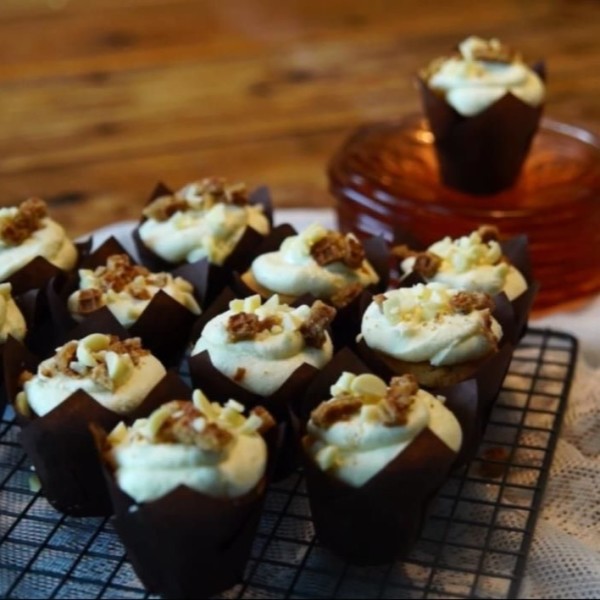 mini stroopwafelcakejes met witte chocolade en mascarponetopping van Danna