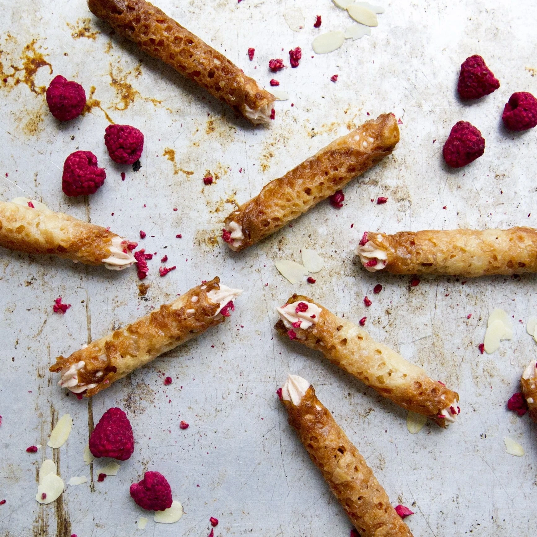 Recept: Kletskoppen met frambozencrème - Bakken.nl