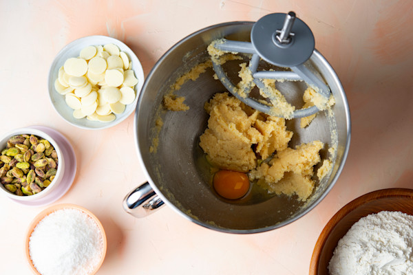 Recept - Bakken.nl - Kokoskoekjes - Pistache en witte Chocolade - stap voor stap 3
