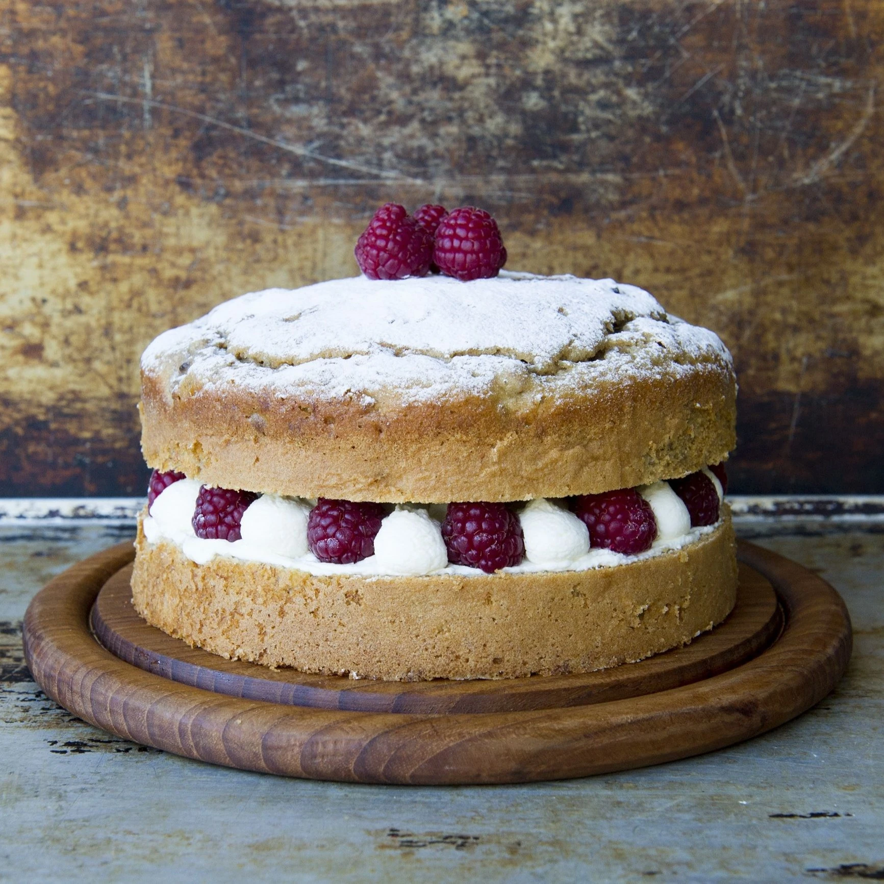 Recept: Bananenbrood met frambozen en mascarpone - Bakken.nl