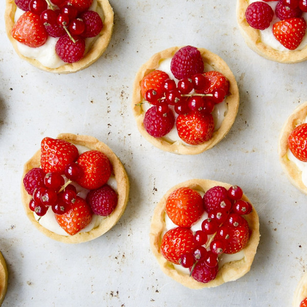 Tartelettes met roodfruit