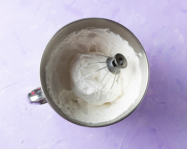 Bakken.nl – Hazelnootschuimtaart – Vegan - 03