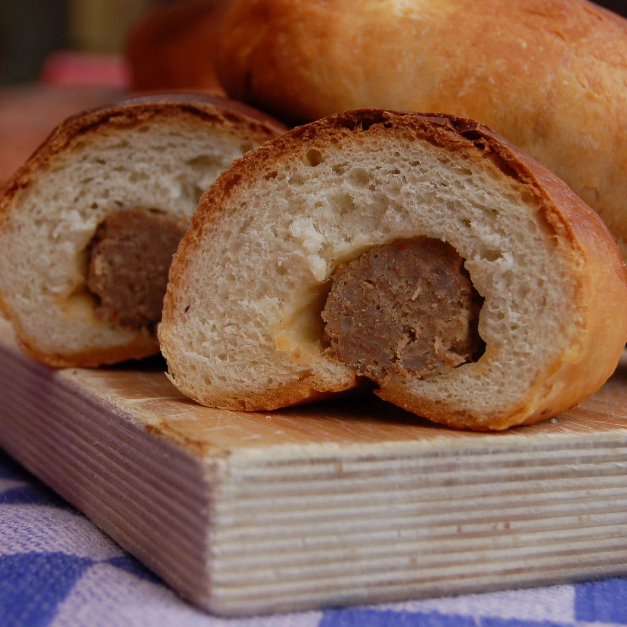 Recept: Worstenbroodjes - Bakken.nl