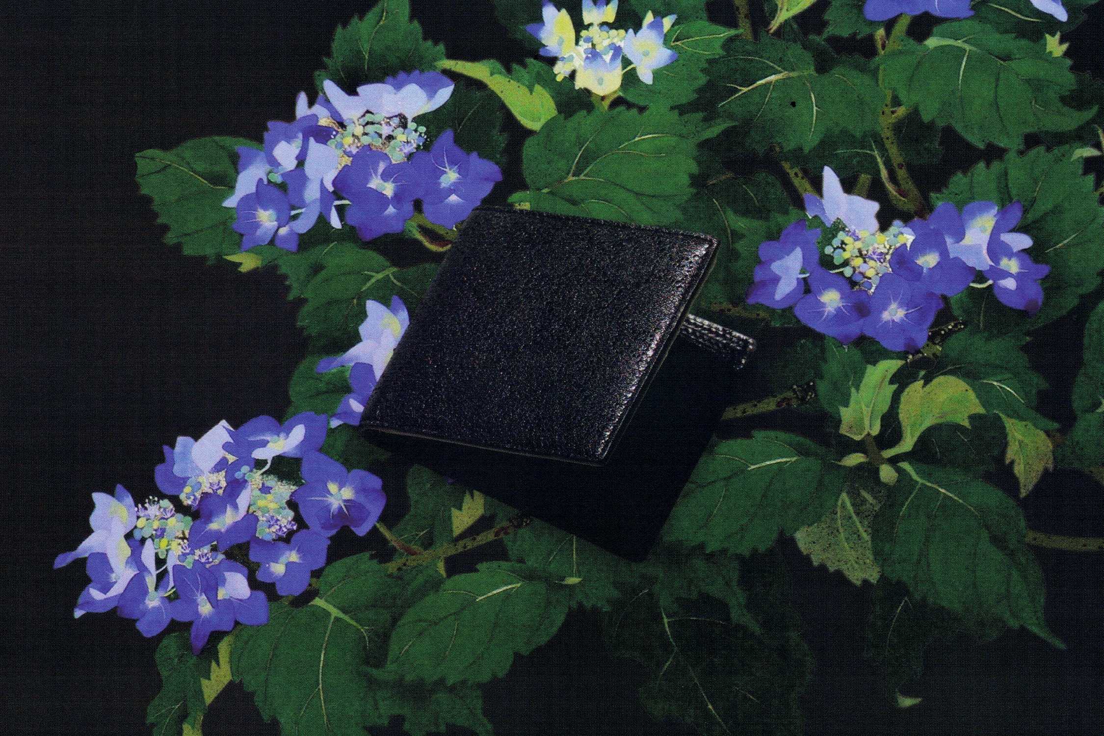 Black Gucci leather bifold wallet