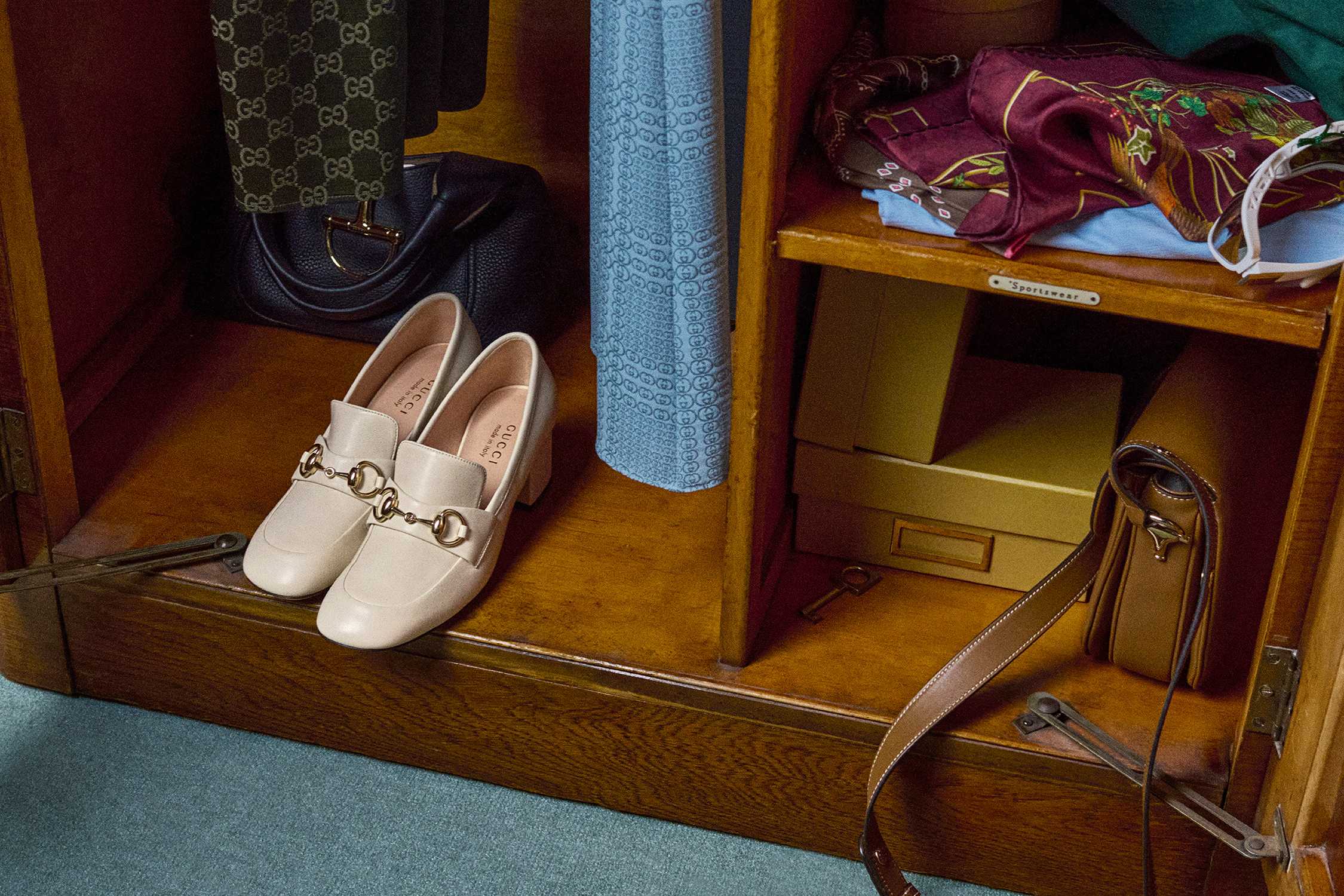 Gucci loafers with horsebit detail