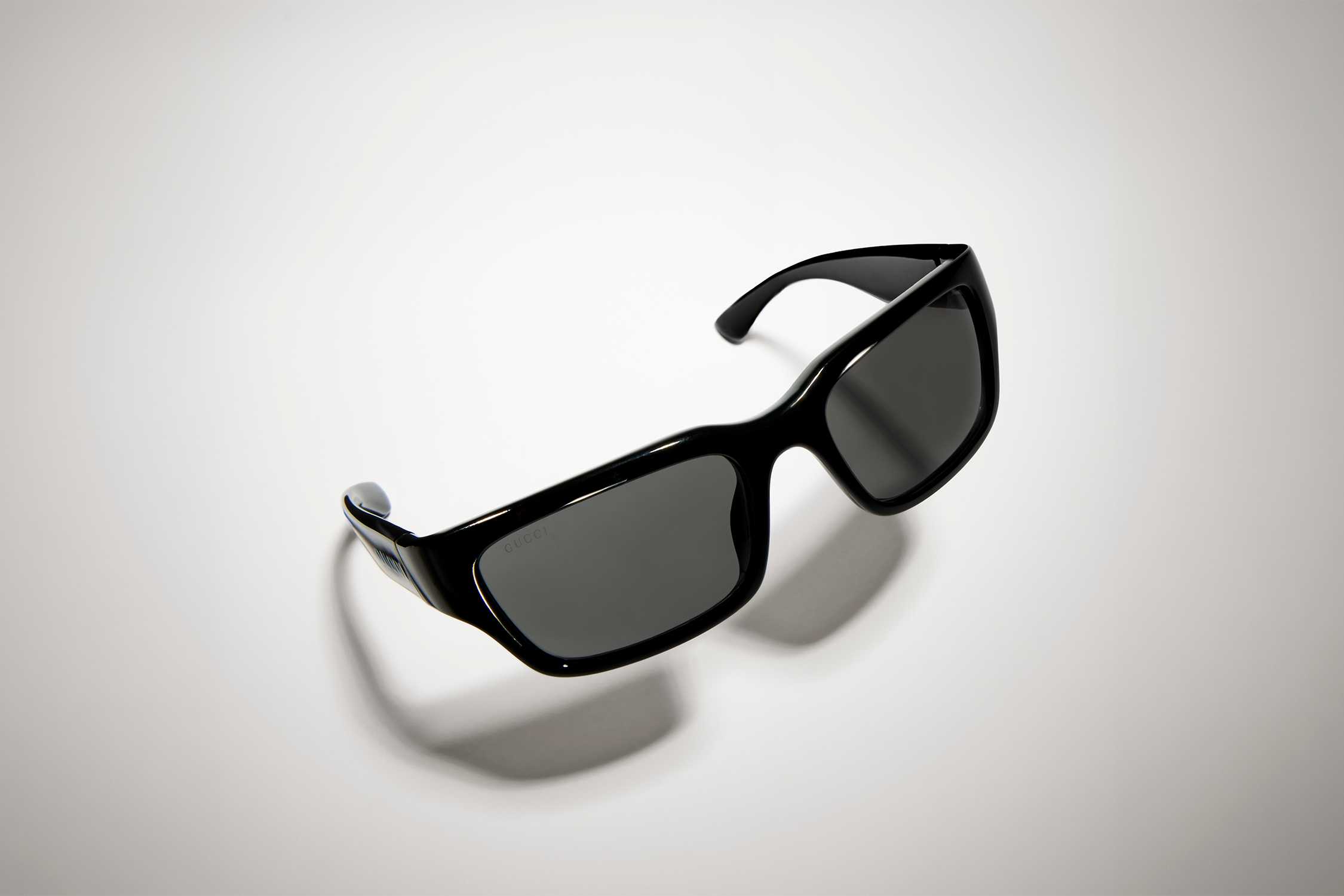 Gucci black rectangular sunglasses