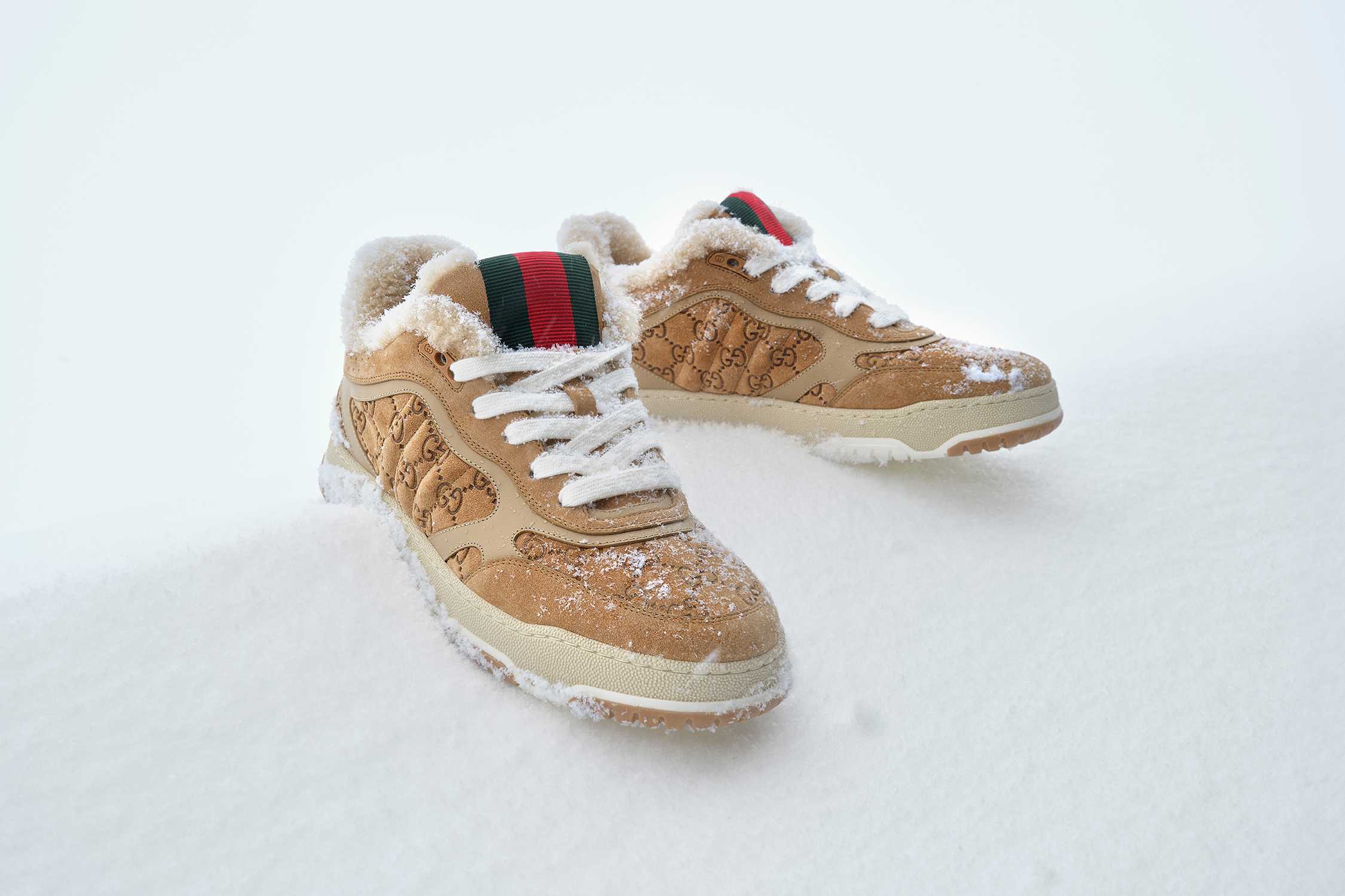 Beige Gucci sneakers with red-green stripe