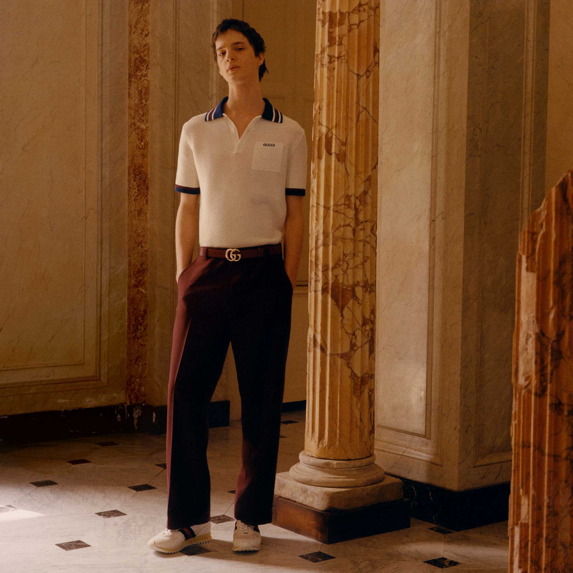 White Gucci polo outfit with sneakers
