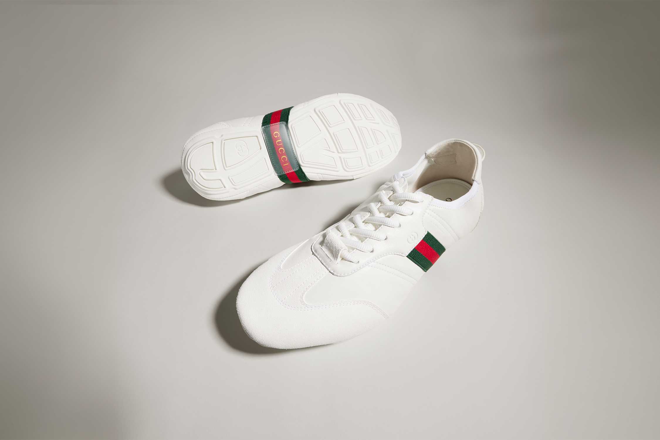 White Gucci trainers with stripes