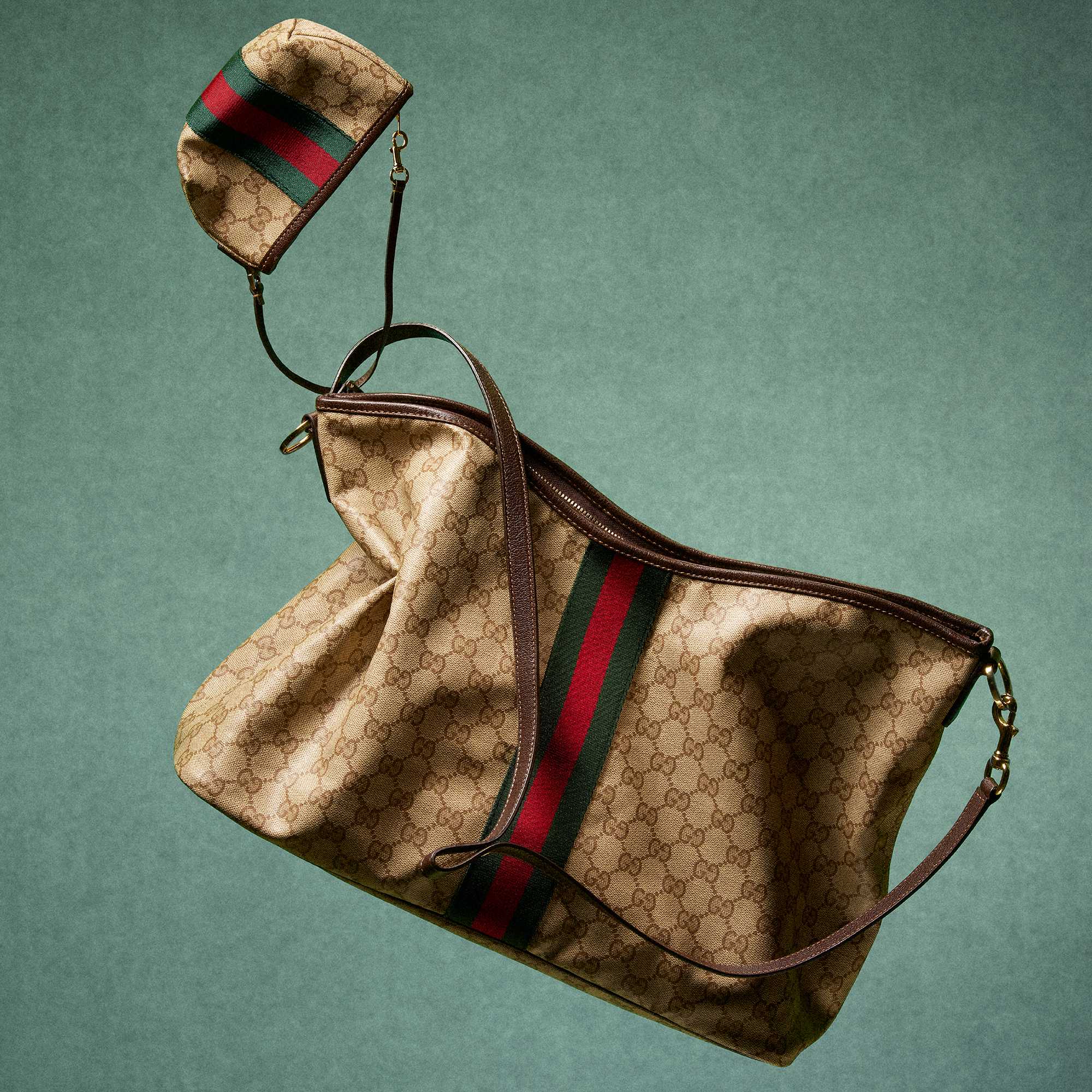Beige Gucci bag with red-green stripes.