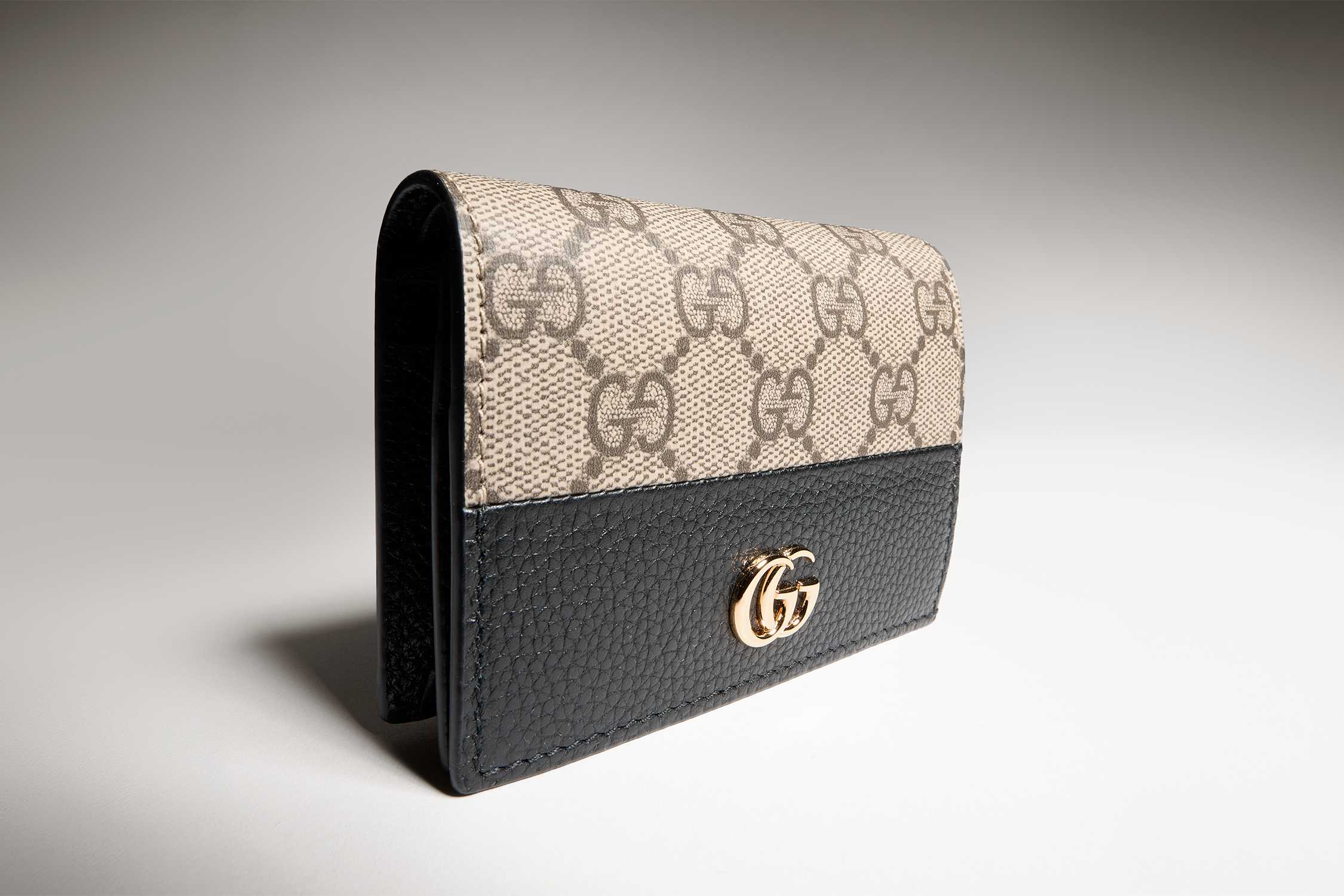 Beige black GG Marmont wallet