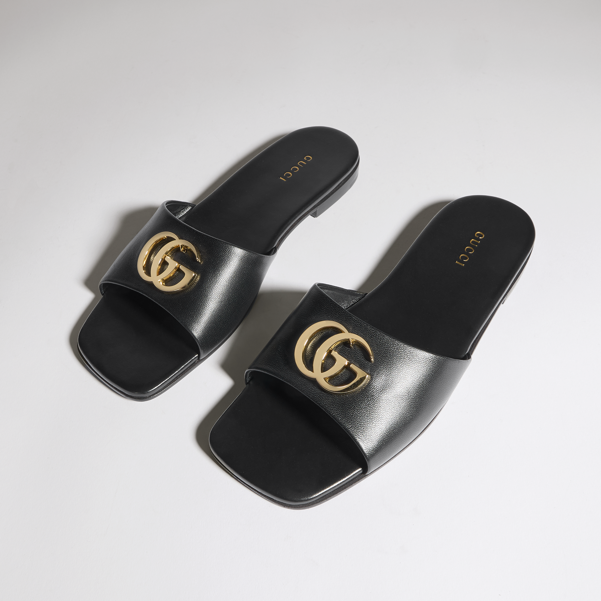 GUCCI スニーカー ベルベット スエード 37 黒 ラバーソール GUCCI