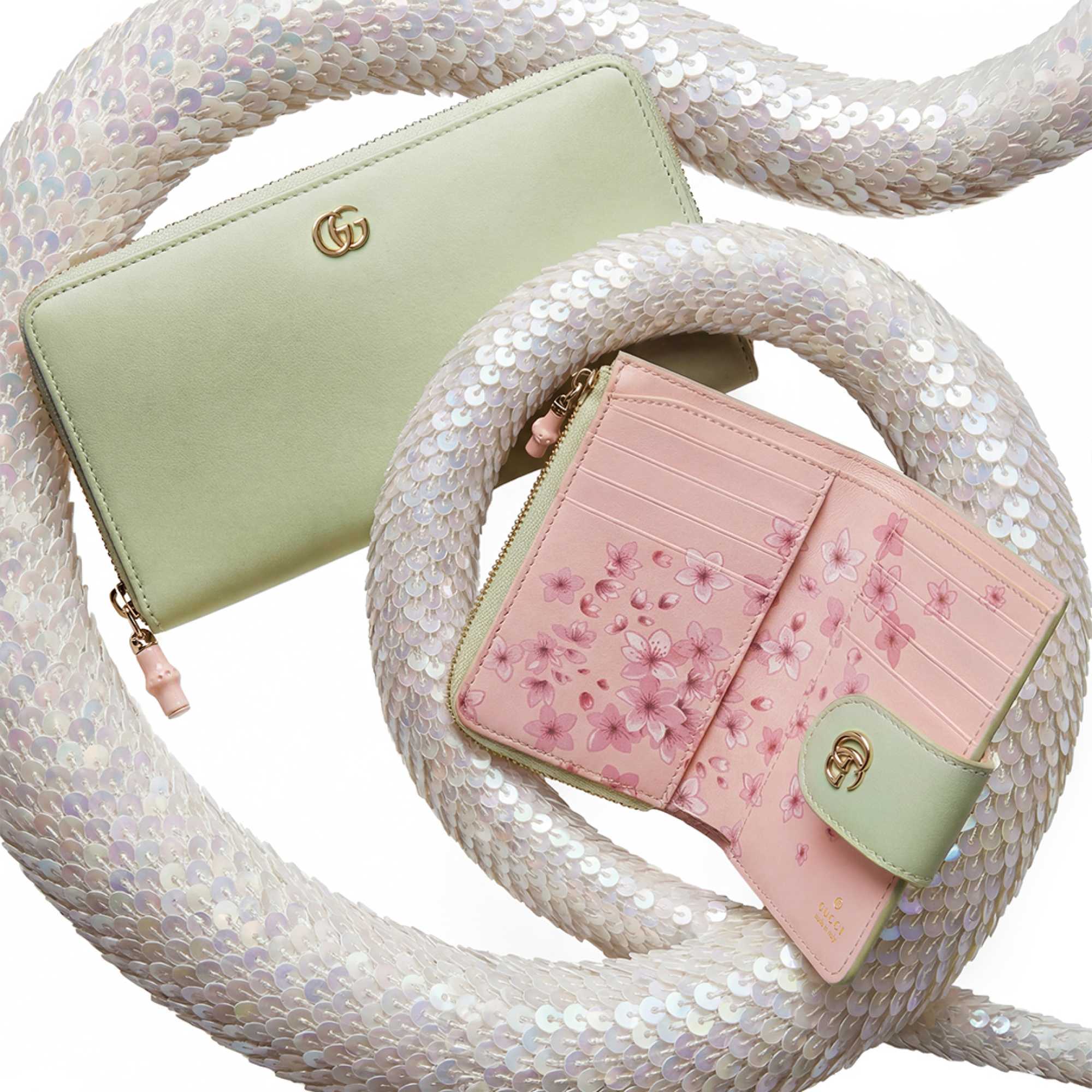 Beige Gucci clutch in bathroom