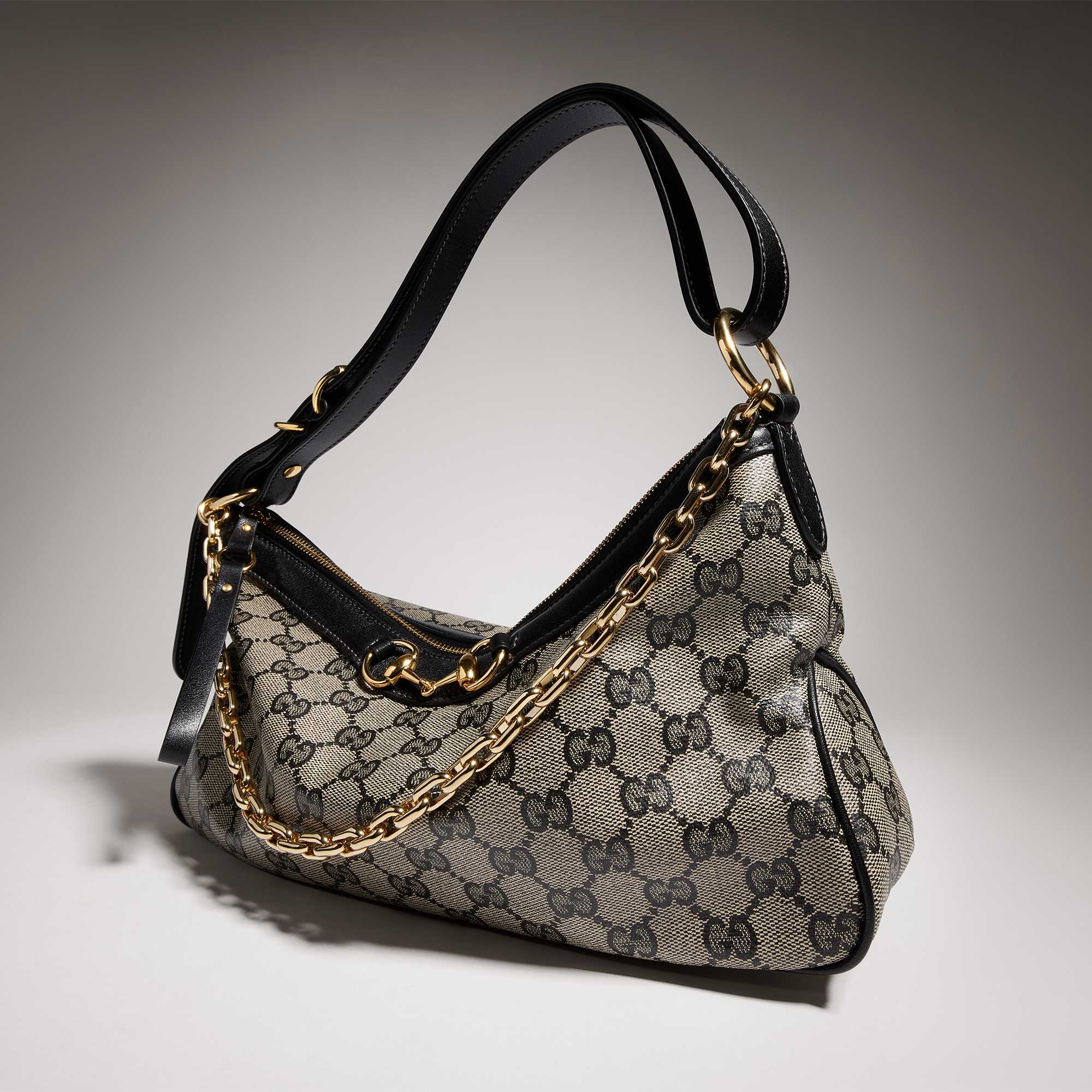 Starlet shoulder bag in GG canvas with Horsebit
