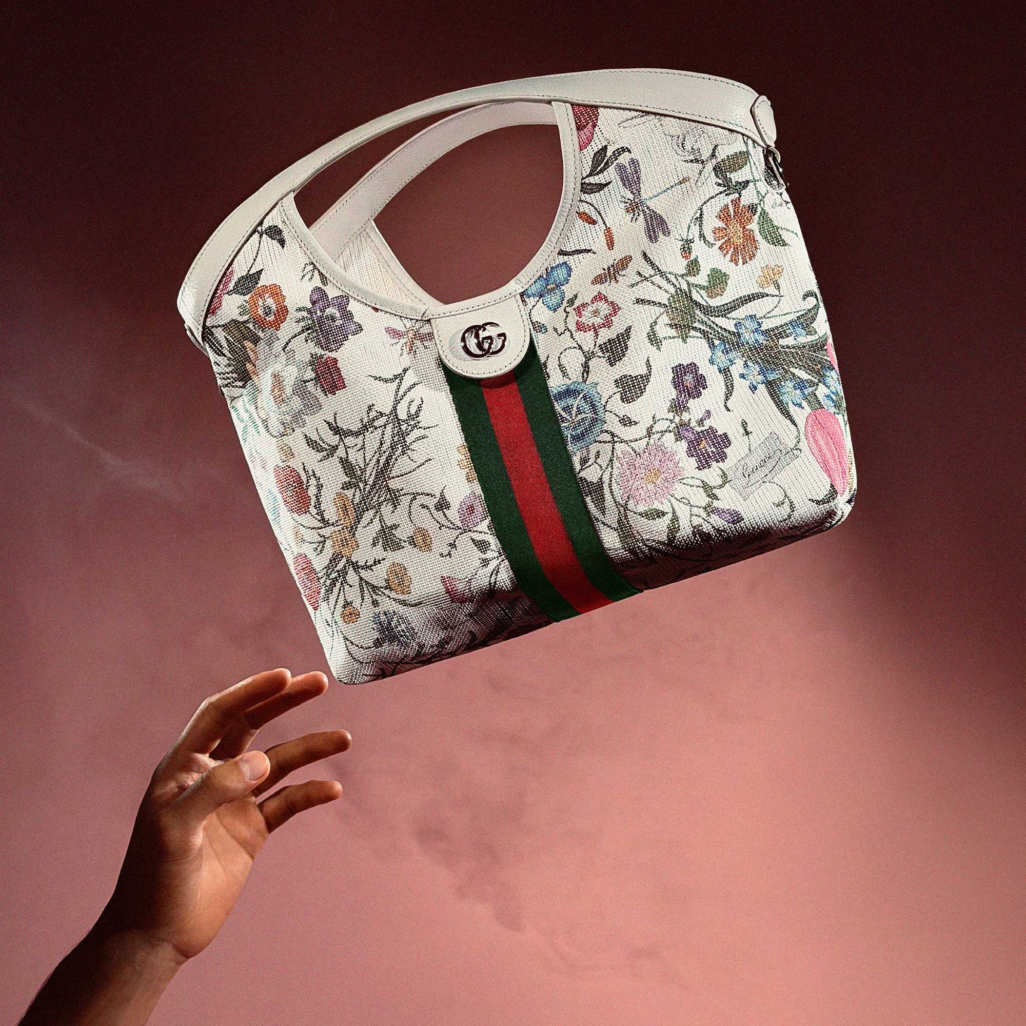 Madison shoulder bag in GG canvas