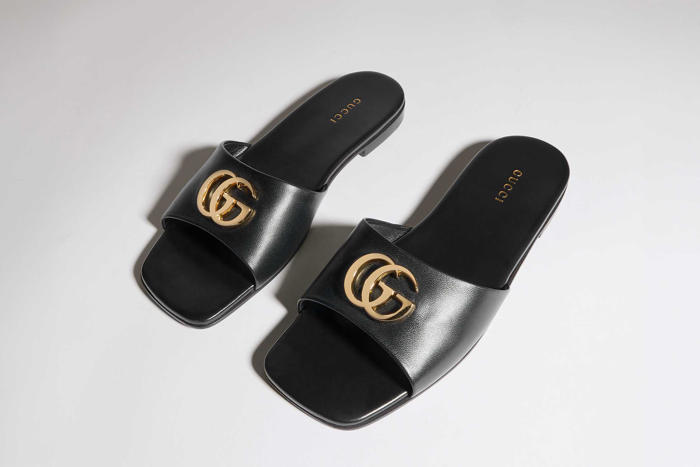 Women's slide with GG hardware