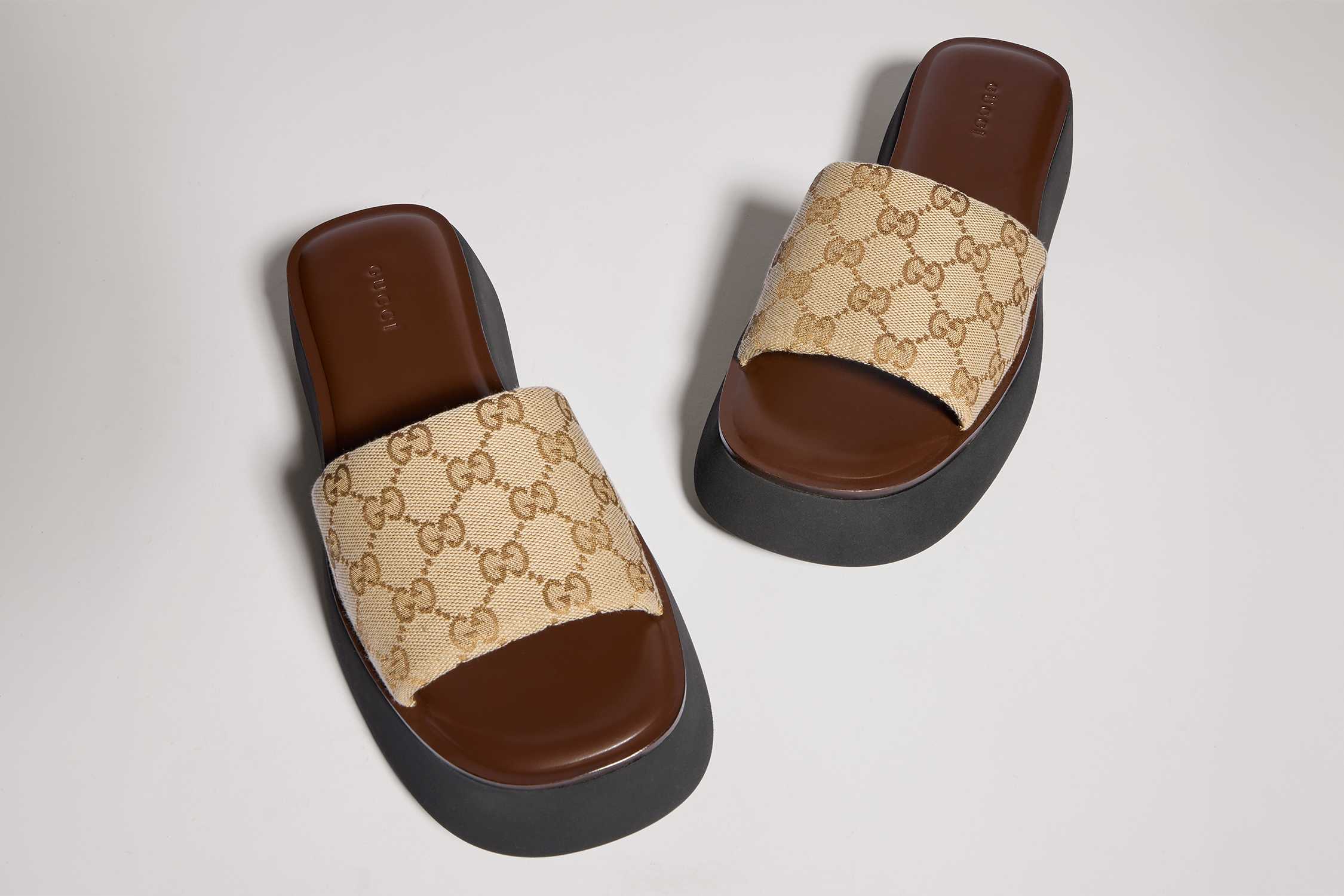 Beige GG canvas platform slides