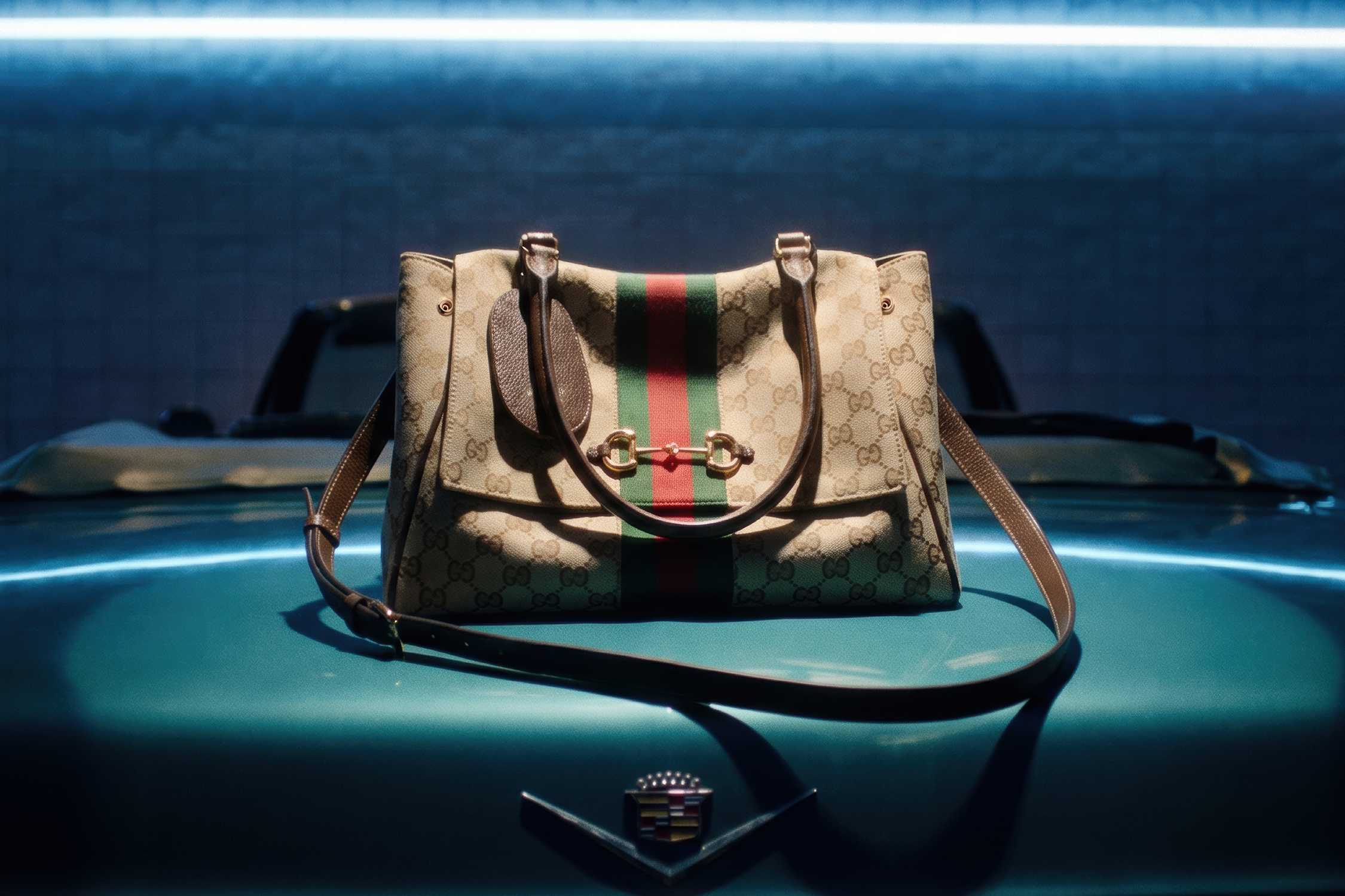 Beige Gucci tote with stripes