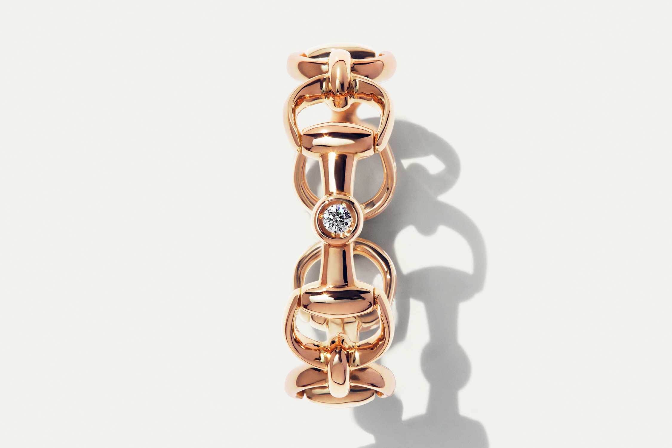 Gold Gucci bracelet with diamond