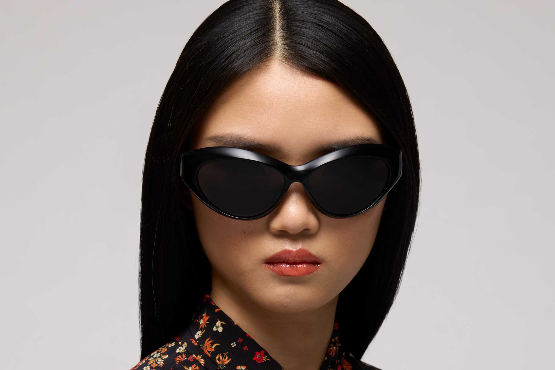 Black Gucci cat-eye sunglasses