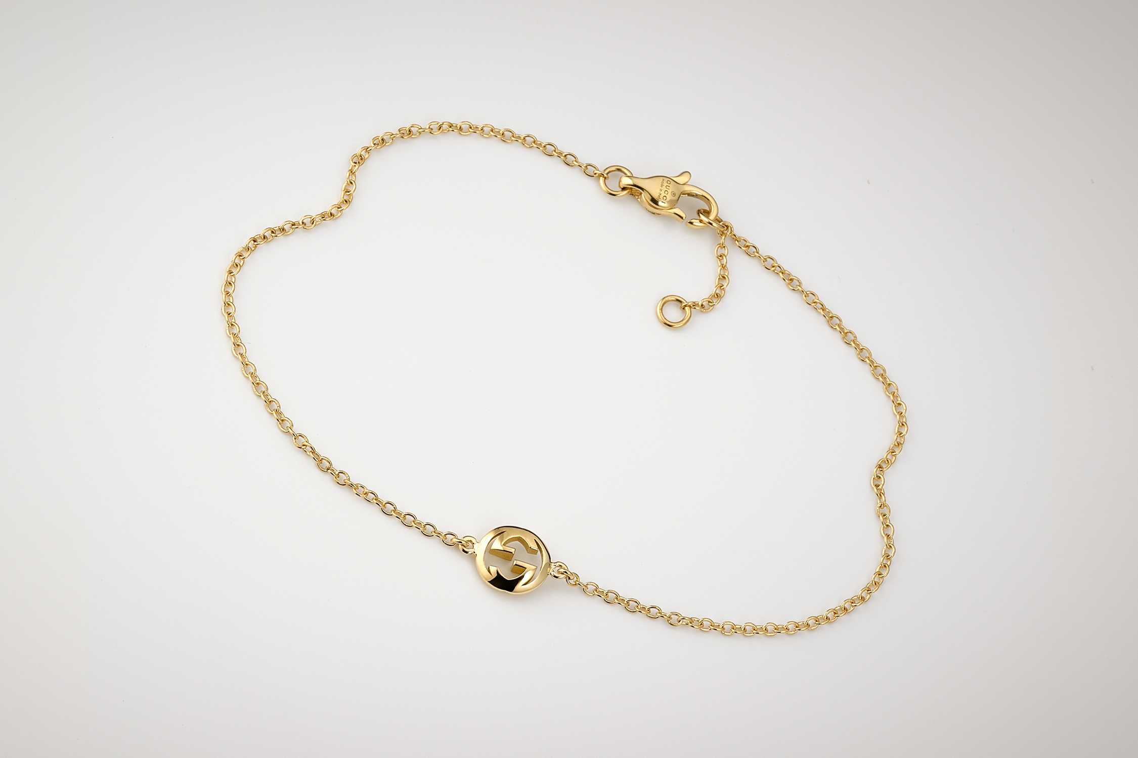 Gold Gucci GG bracelet chain