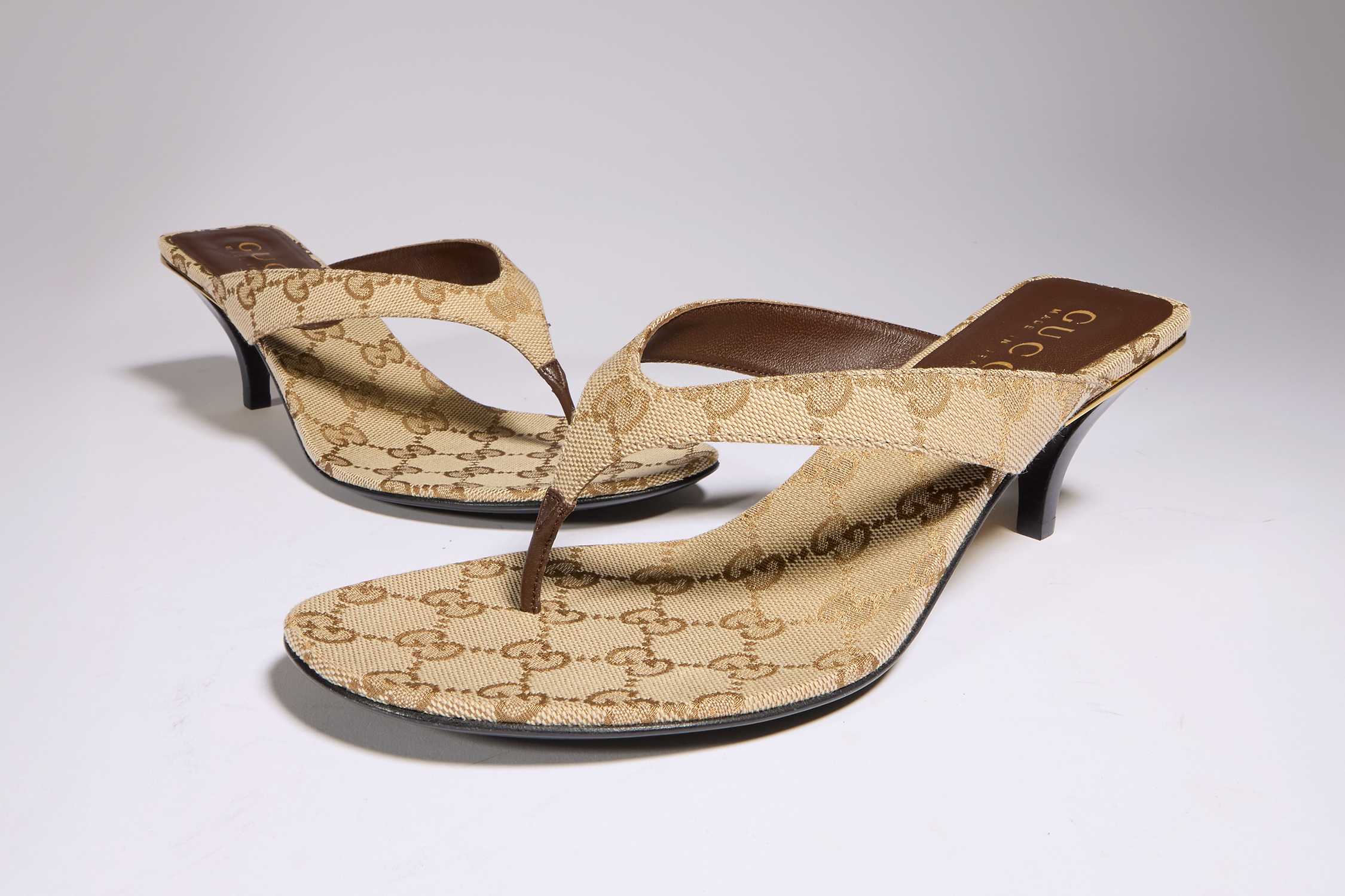 Beige Gucci monogram thong sandals