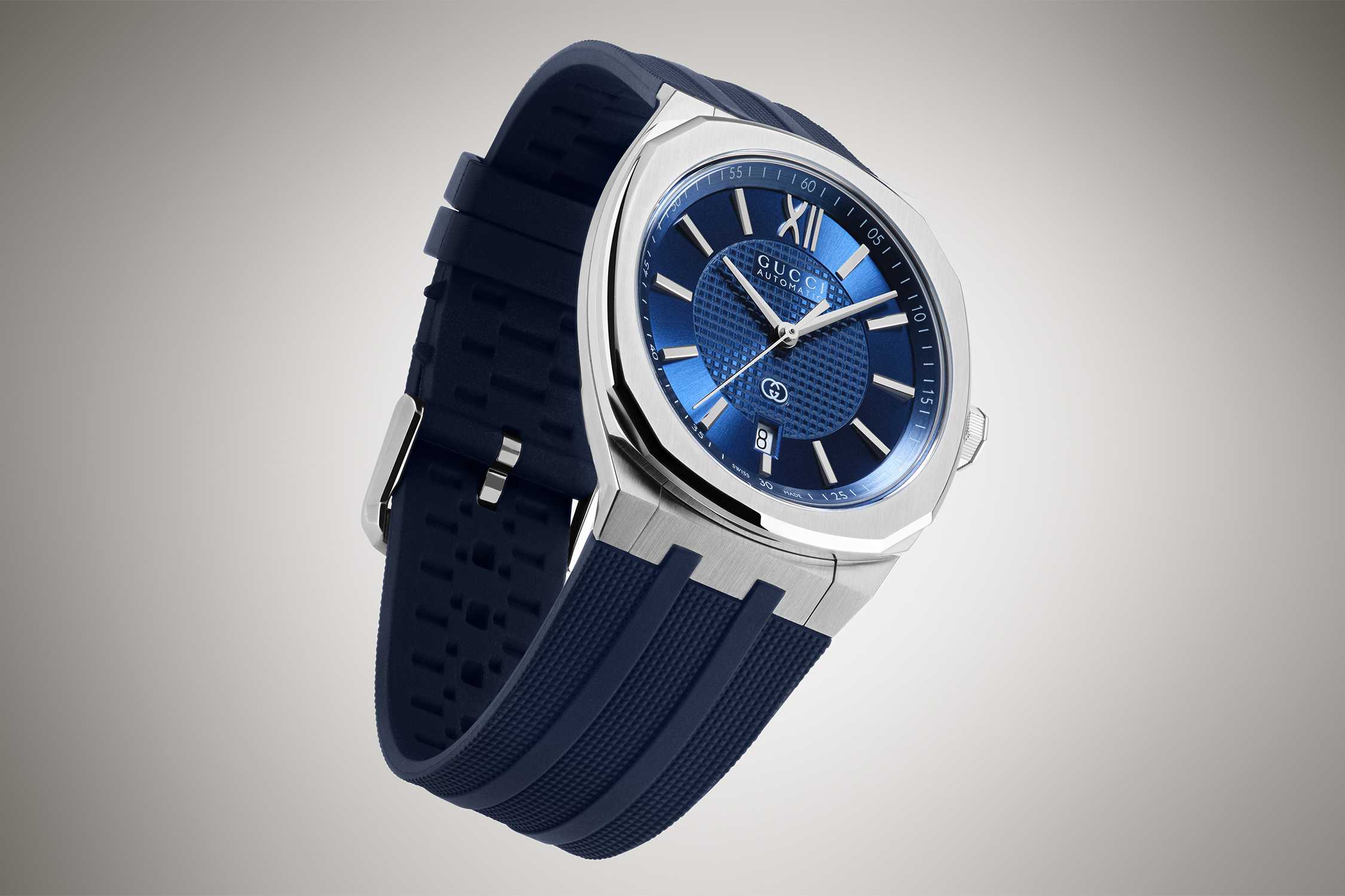 Gucci watch blue rubber strap