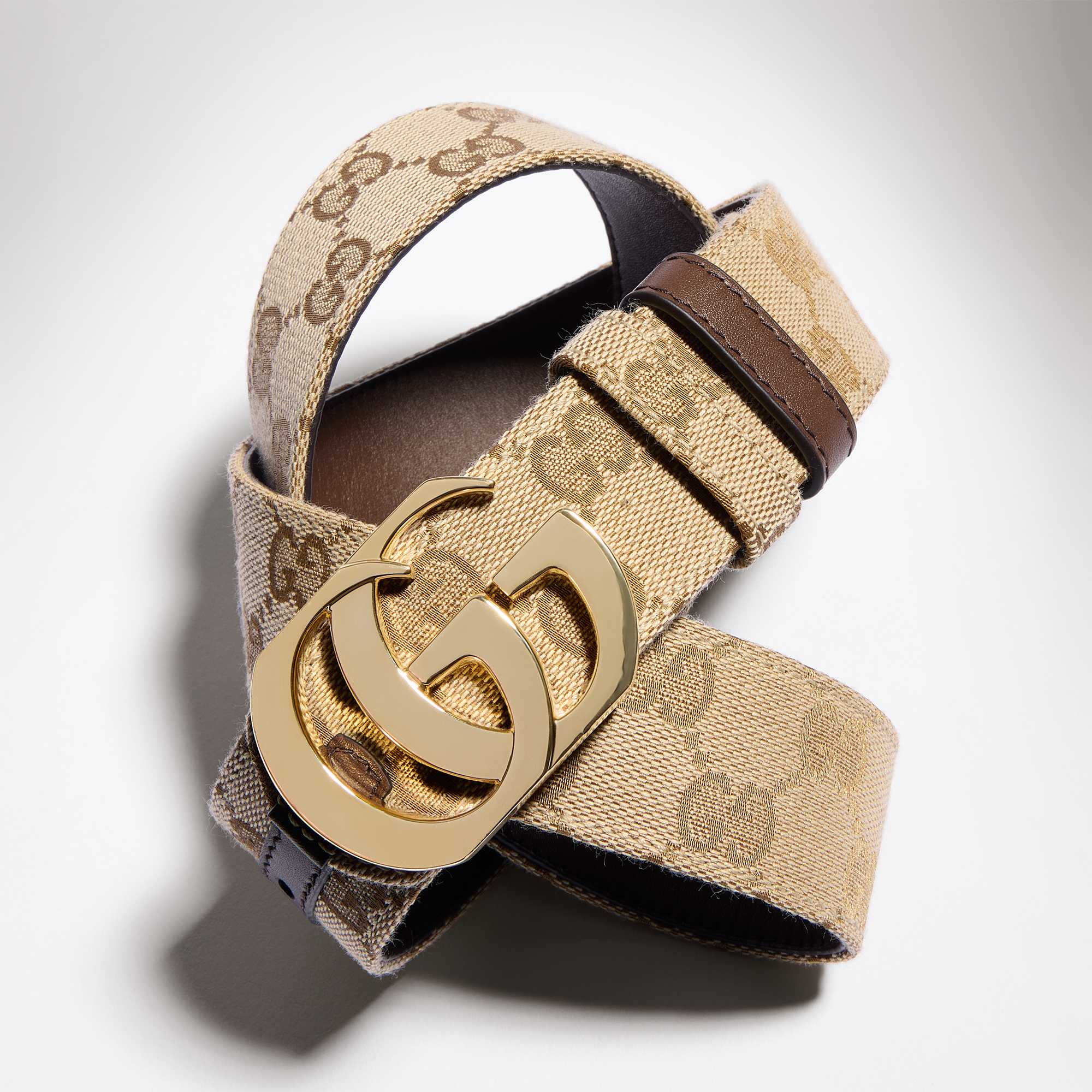 Beige Gucci belt gold buckle