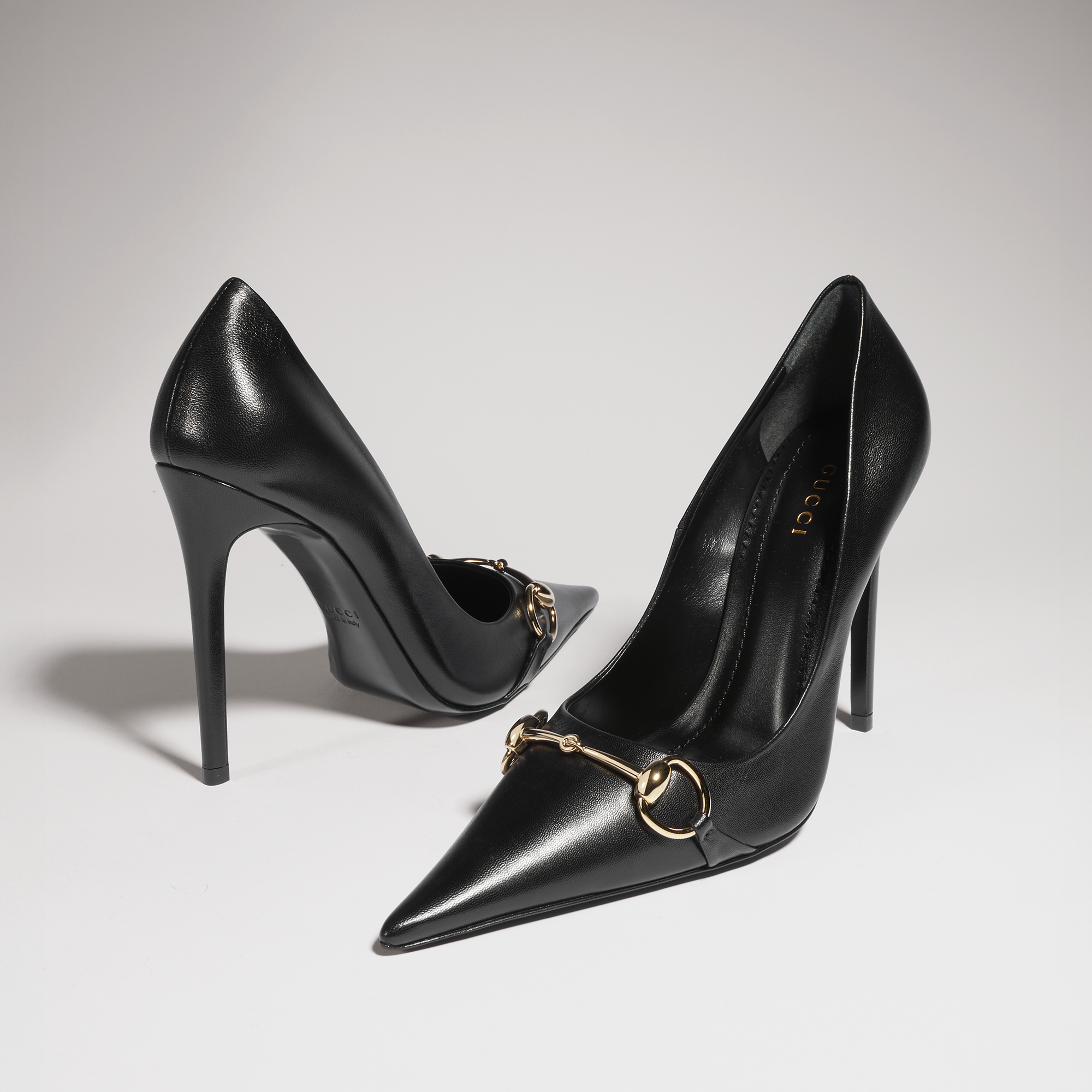 GUCCI 黒 レース ハイヒール　24センチ ○GUCCI グッチ レースアップスクエアパンプス 花柄 ベージュ サンダル
