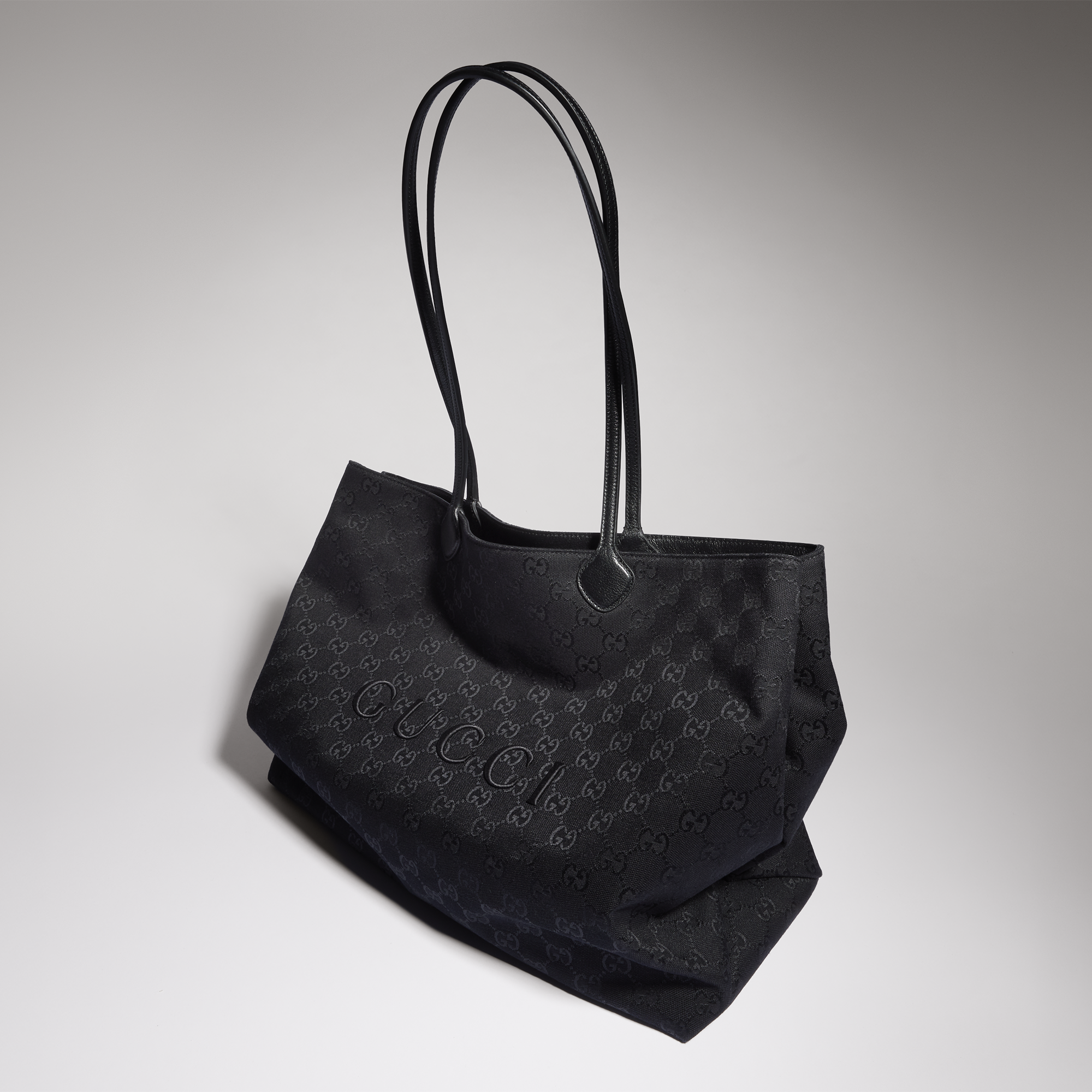 ◆断捨離 即日発送しますブラック ショルダーバッグ グッチ GUCCI バッグ ショルダーバッグ ジャガード×レザー 黒 0072039