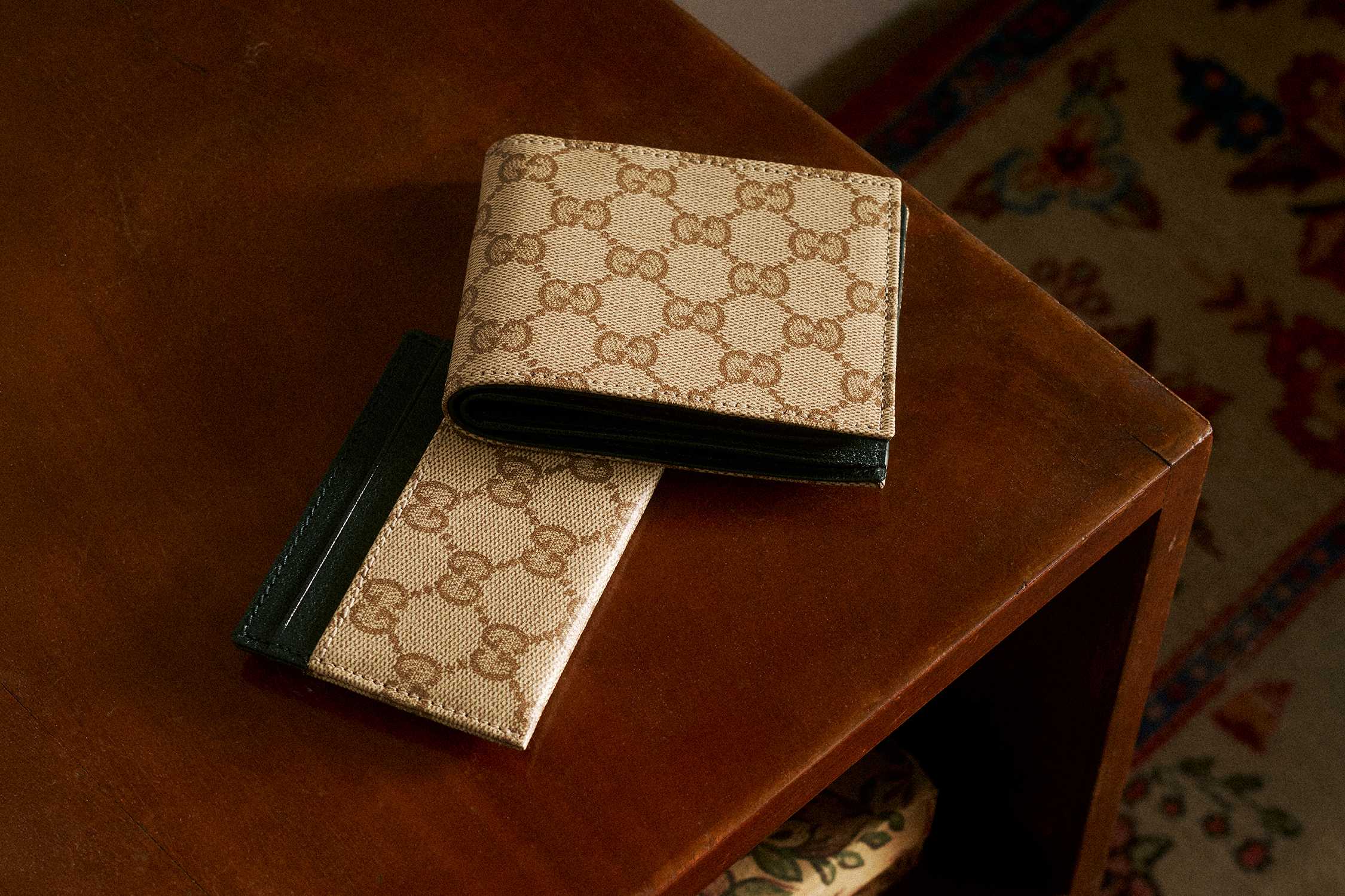 Beige GG canvas Gucci wallets